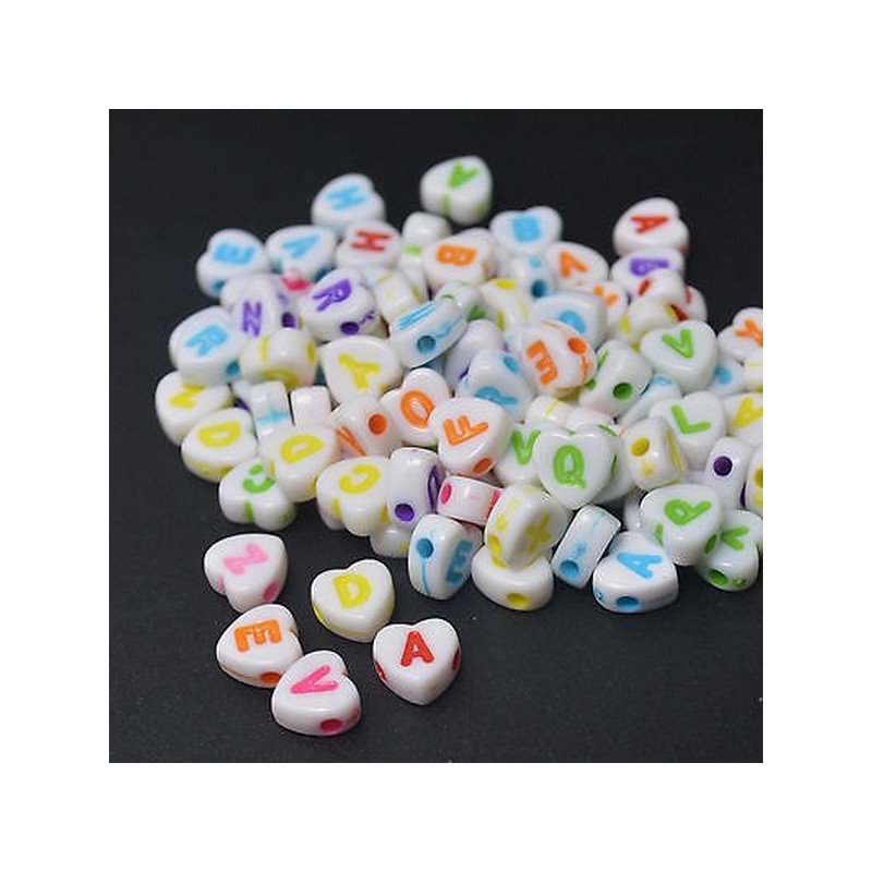 Lot de 200 perles alphabet en acrylique blanc avec écriture mixte en forme de cœur - 7mm - Lettres aléatoir