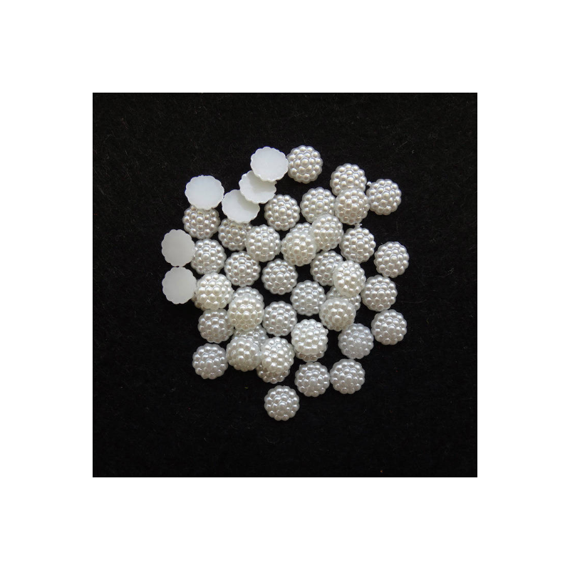 Lot de 20 demi-perles fleurs blanches à coller en acrylique - diamètre 10mm