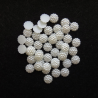 Lot de 20 demi-perles fleurs blanches à coller en acrylique - diamètre 10mm