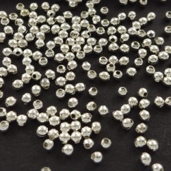 Lot de 100 perles en métal argenté brillant de 2mm - idéales pour vos créations - trou de 1mm