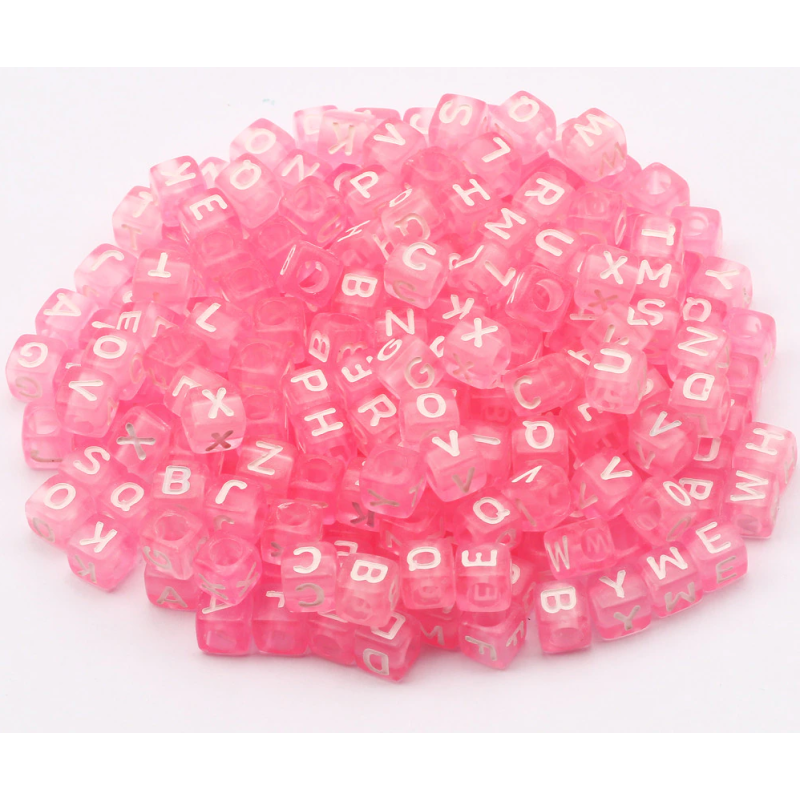 Lot de perles alphabet roses en acrylique - 6mm, trou de 3mm - 100 ou 200 pièces au choix