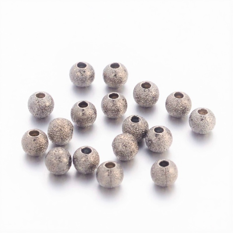 Lot de 50 perles Stardust métalliques argentées mates de 4mm avec trou de 1mm
