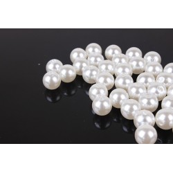 Lot de 30 perles en verre blanc brillant 6mm pour DIY - Qualité supérieure, taille de trou 1mm. Embellissez 